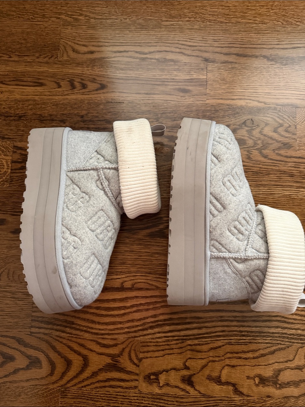 Ugg platform grey felt boots 9 - Picture 11 of 12